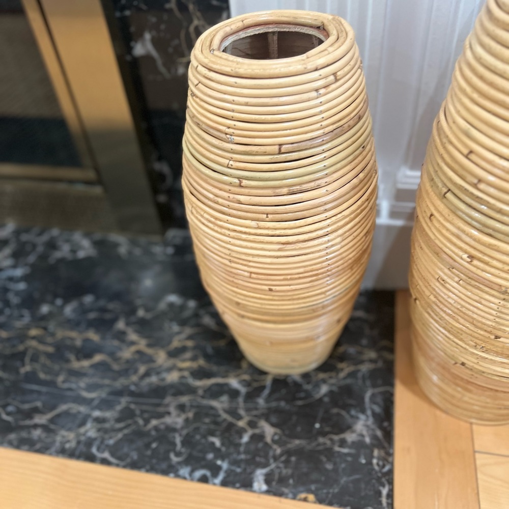 BOGO 50% OFF the second one Natural Indonesian rattan vase 11.8” - Picture 5 of 12